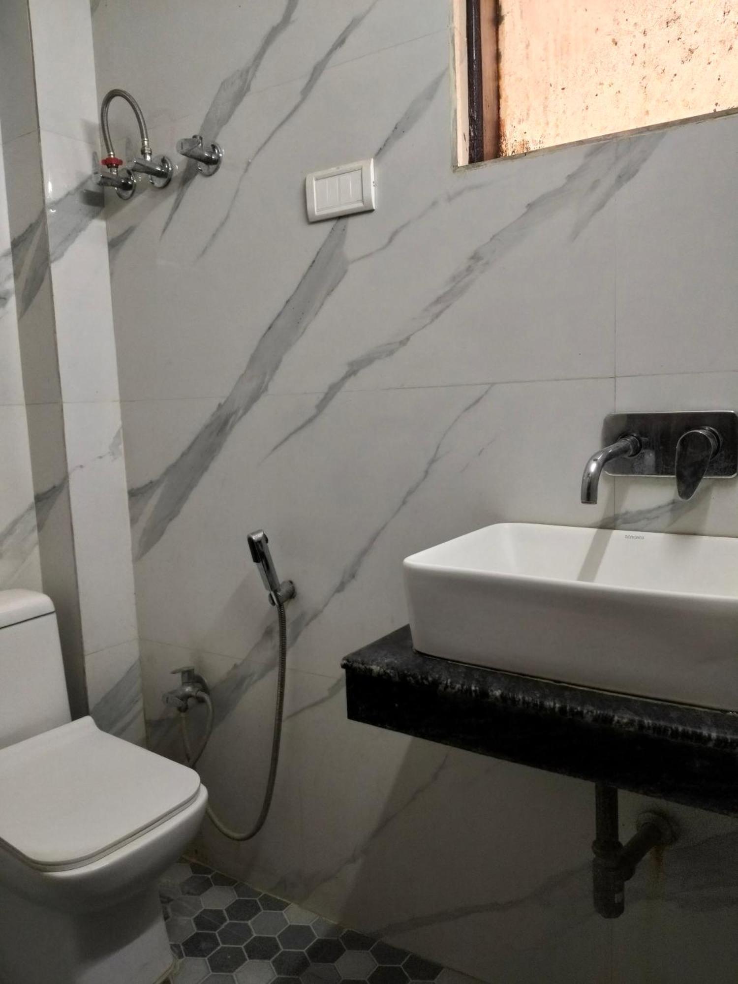 Hotel Yatri International 뉴델리 외부 사진